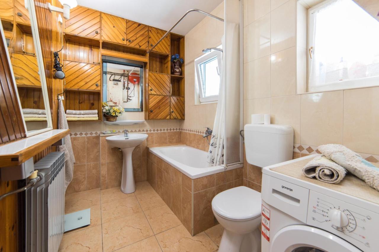 Apartment With A Parking Space - 15375